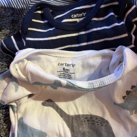 Carter’s 10 bundle, 6 months - Picture 6 of 7